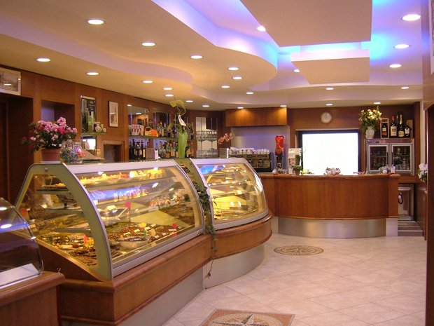 bar_9